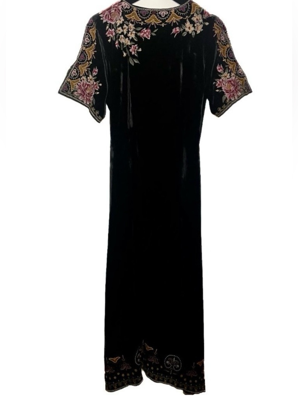 Johnny Was Joanna Velvet
Wrap Dress Black Embroidered Floral Sz Medium - Picture 8 of 10